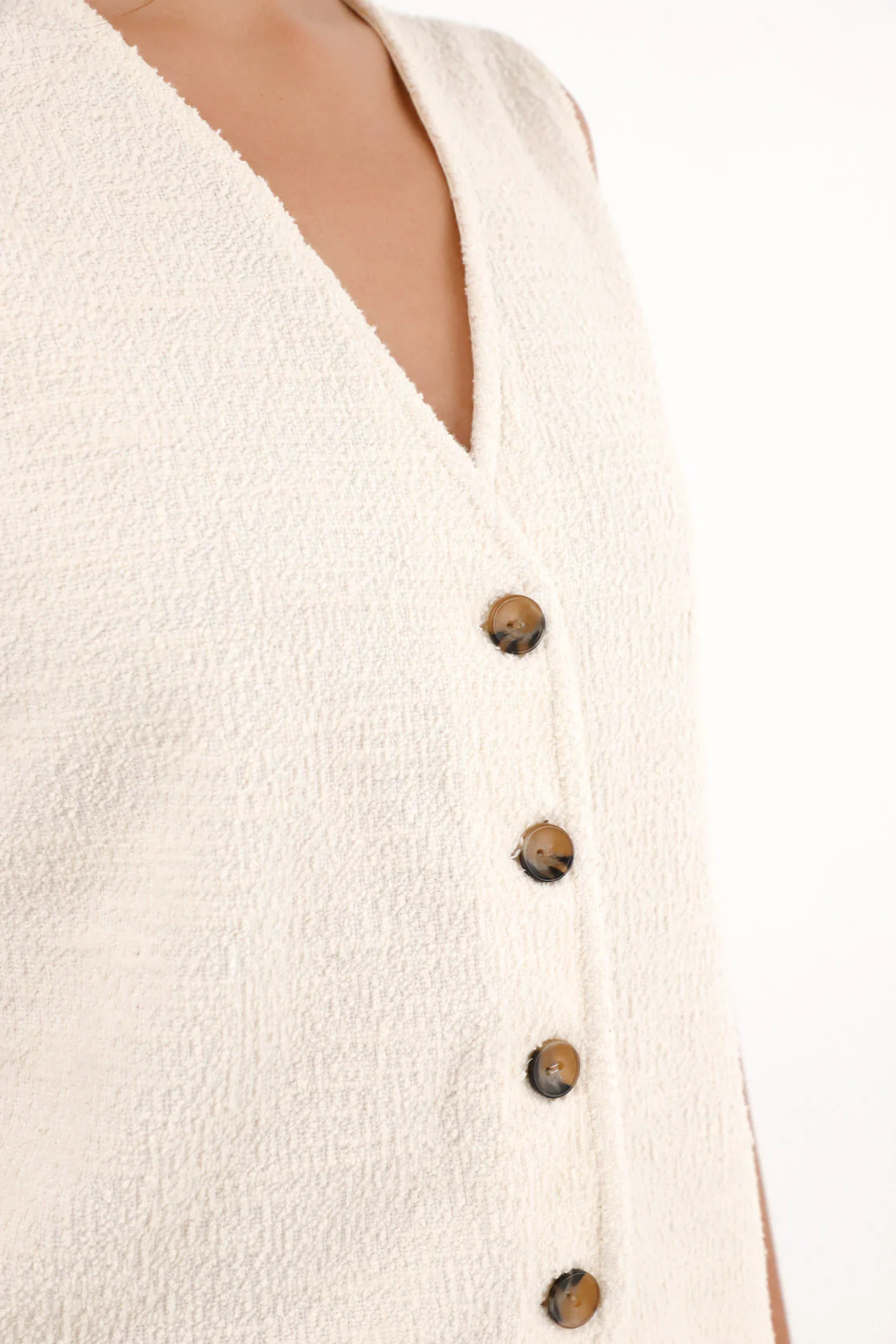 Off-White Tweed Knit Vest for Women - Image 3