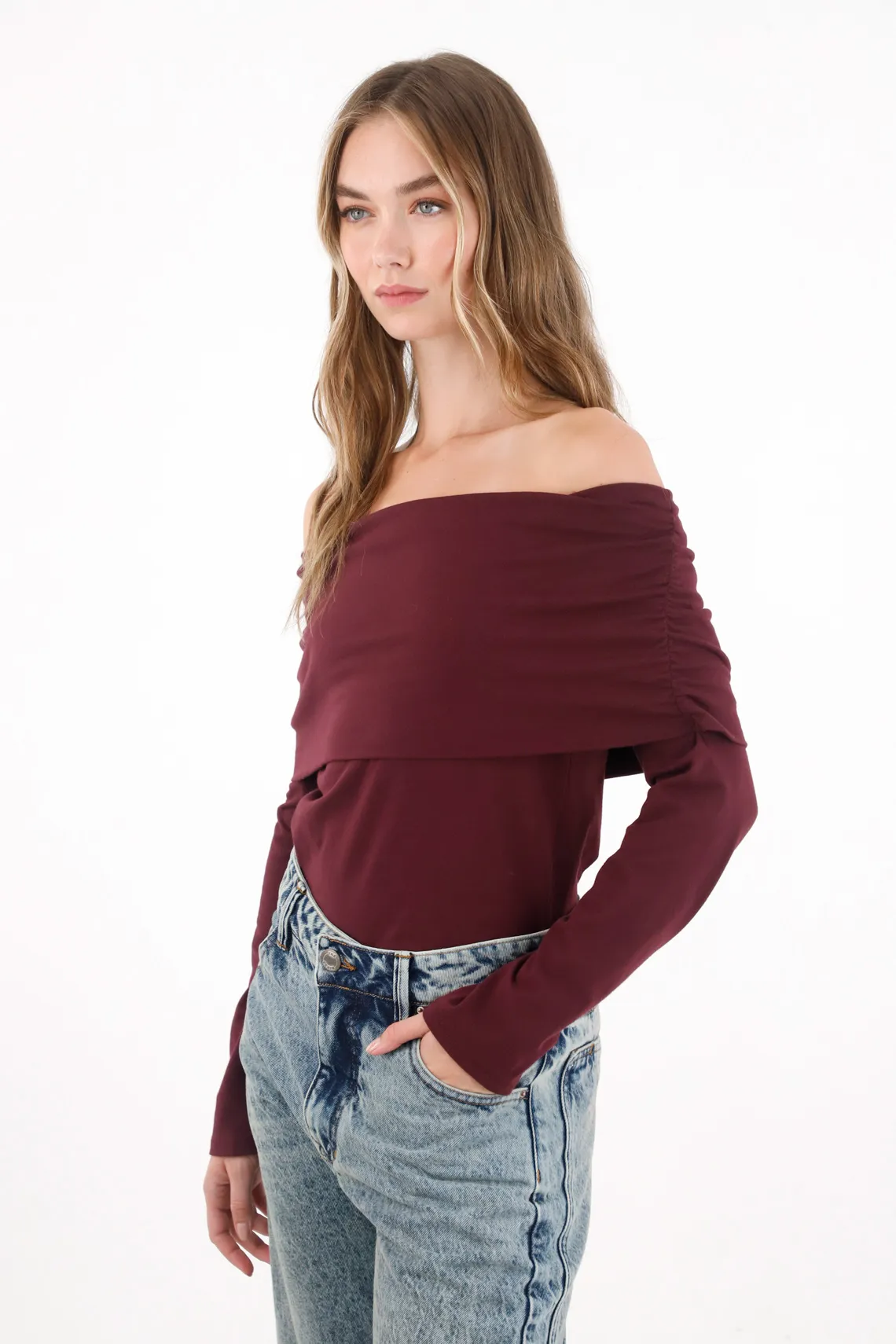 Long Sleeve T-Shirt with Boat Neck in Red for Women - Image 2
