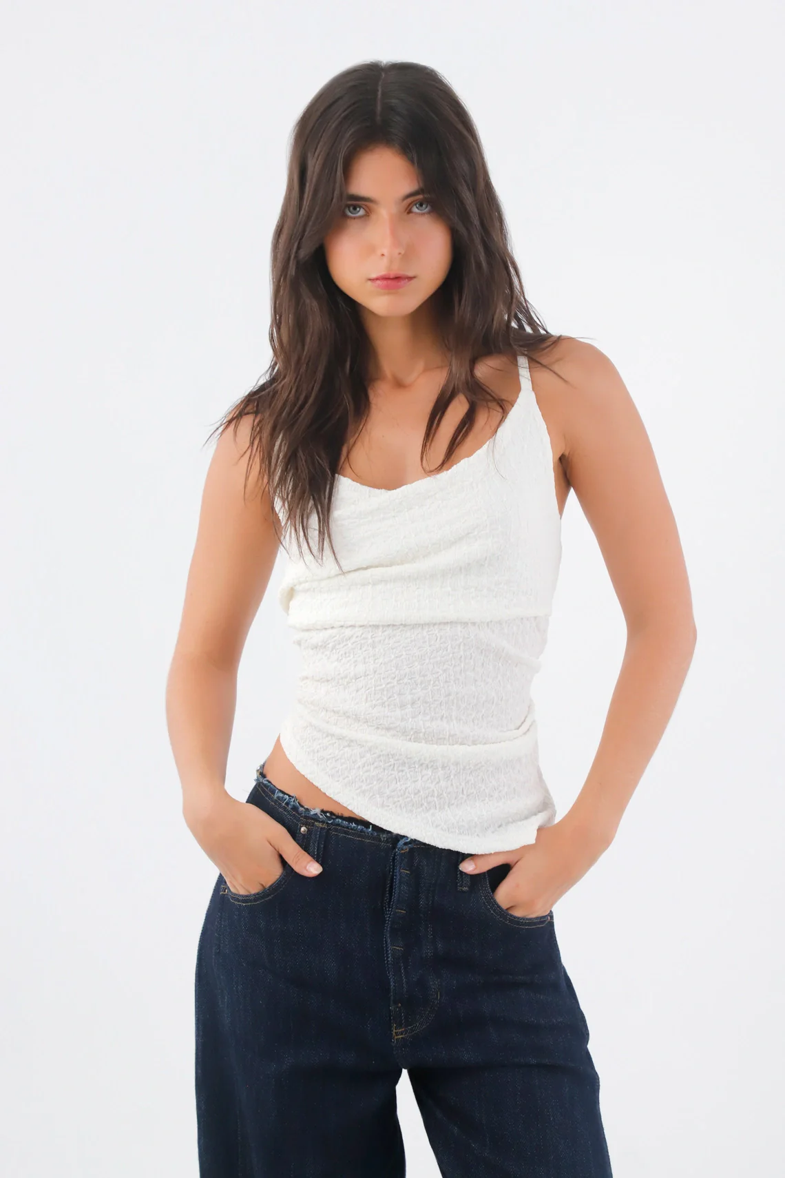Women’s White Polyester Fitted T-Shirt with Wrinkle Texture