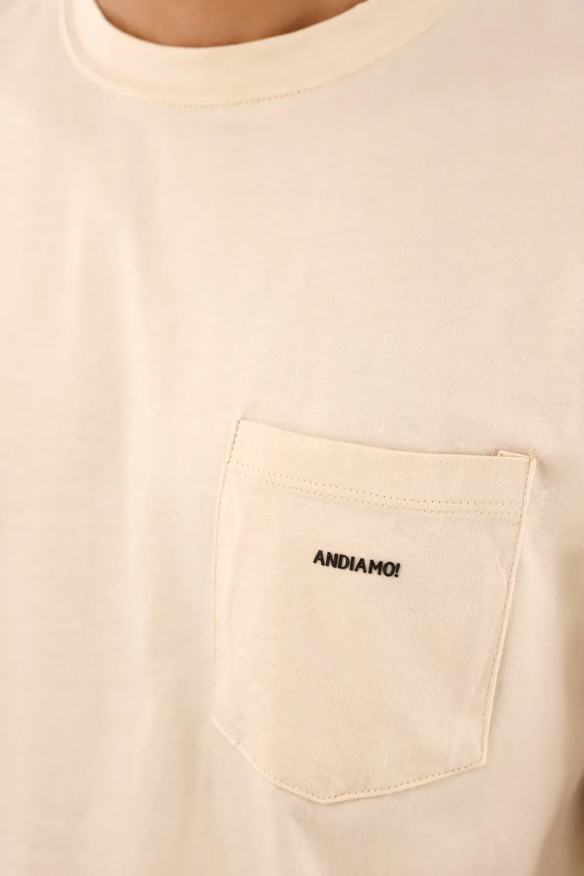 Men's Off-White T-Shirt with Front Pocket - Image 2