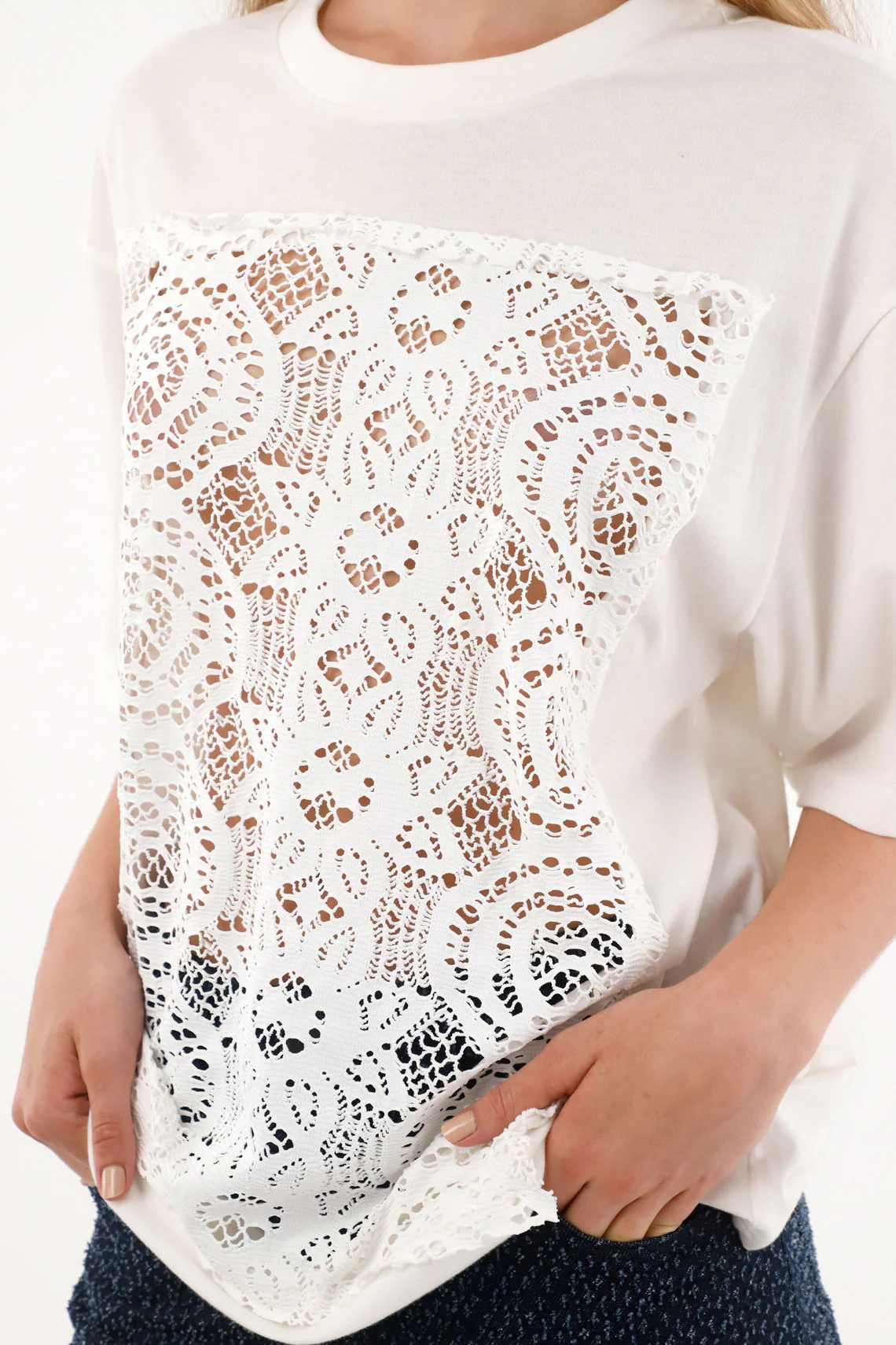 Women's Loose-Fit Short Sleeve Top in Cream - Image 2