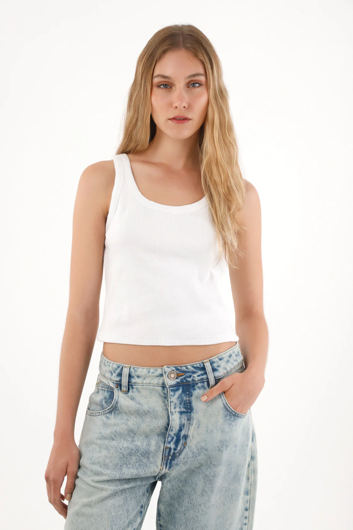 Women's White Ribbed Sleeveless T-shirt - Image 2