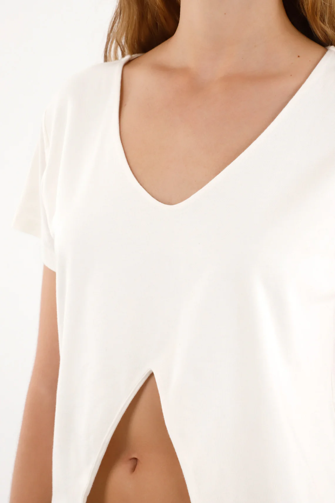Women's Cream V-Neck T-shirt - Image 3