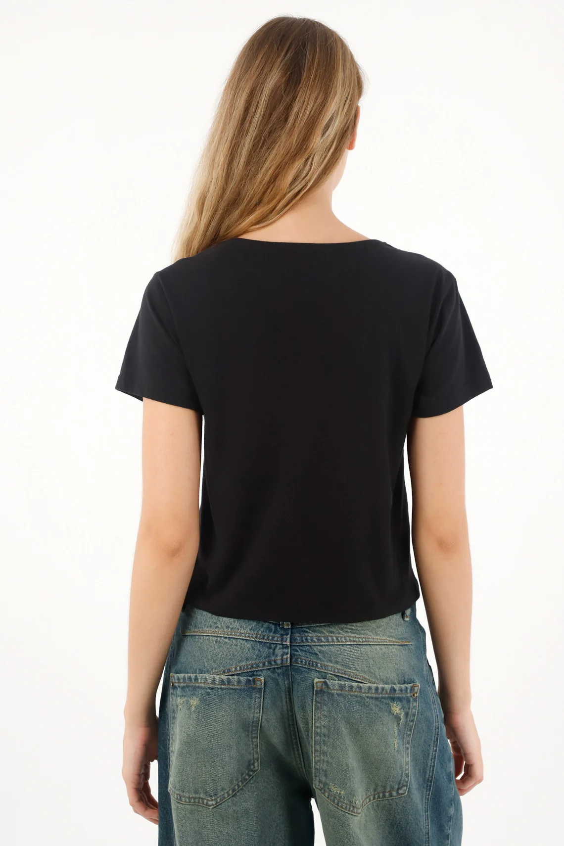 Women's Short Sleeve Black V-Neck Top with Front Opening - Image 4