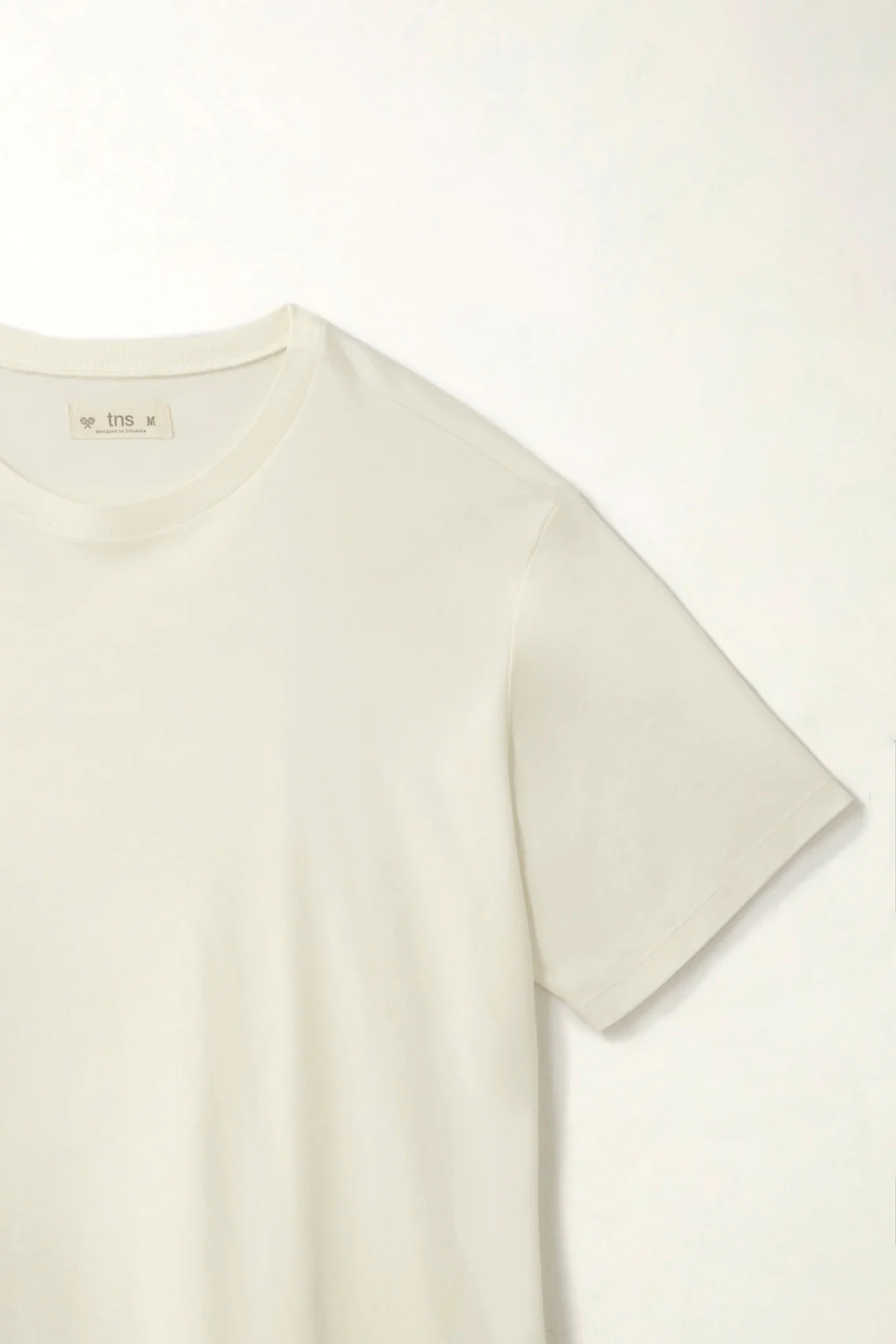 Women's Oversized White Ribbed Collar T-Shirt - Image 3