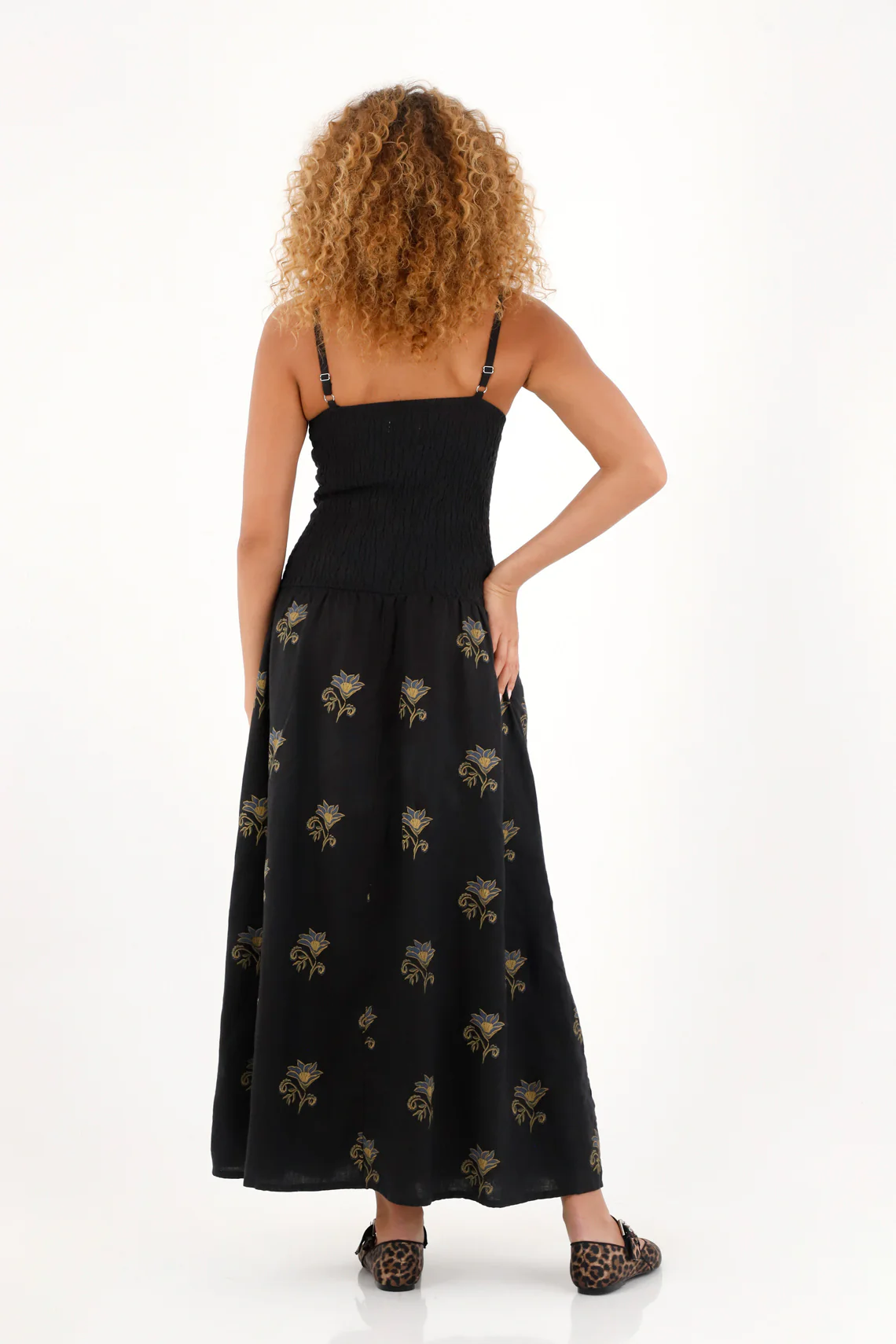 Women's long dress in 100% linen with print - Image 4
