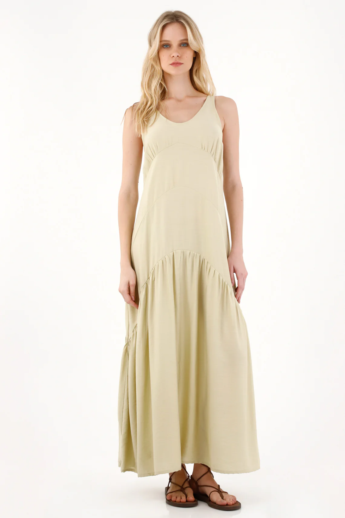 Long Green Sleeveless Dress for Women - Image 2