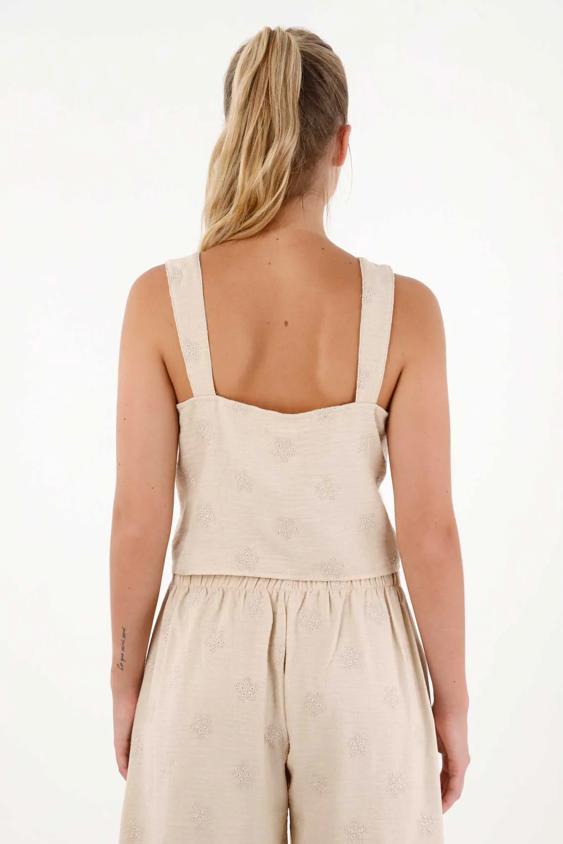 Women's Spaghetti Strap Top in Beige Relaxed Fit with Buttons - Image 4