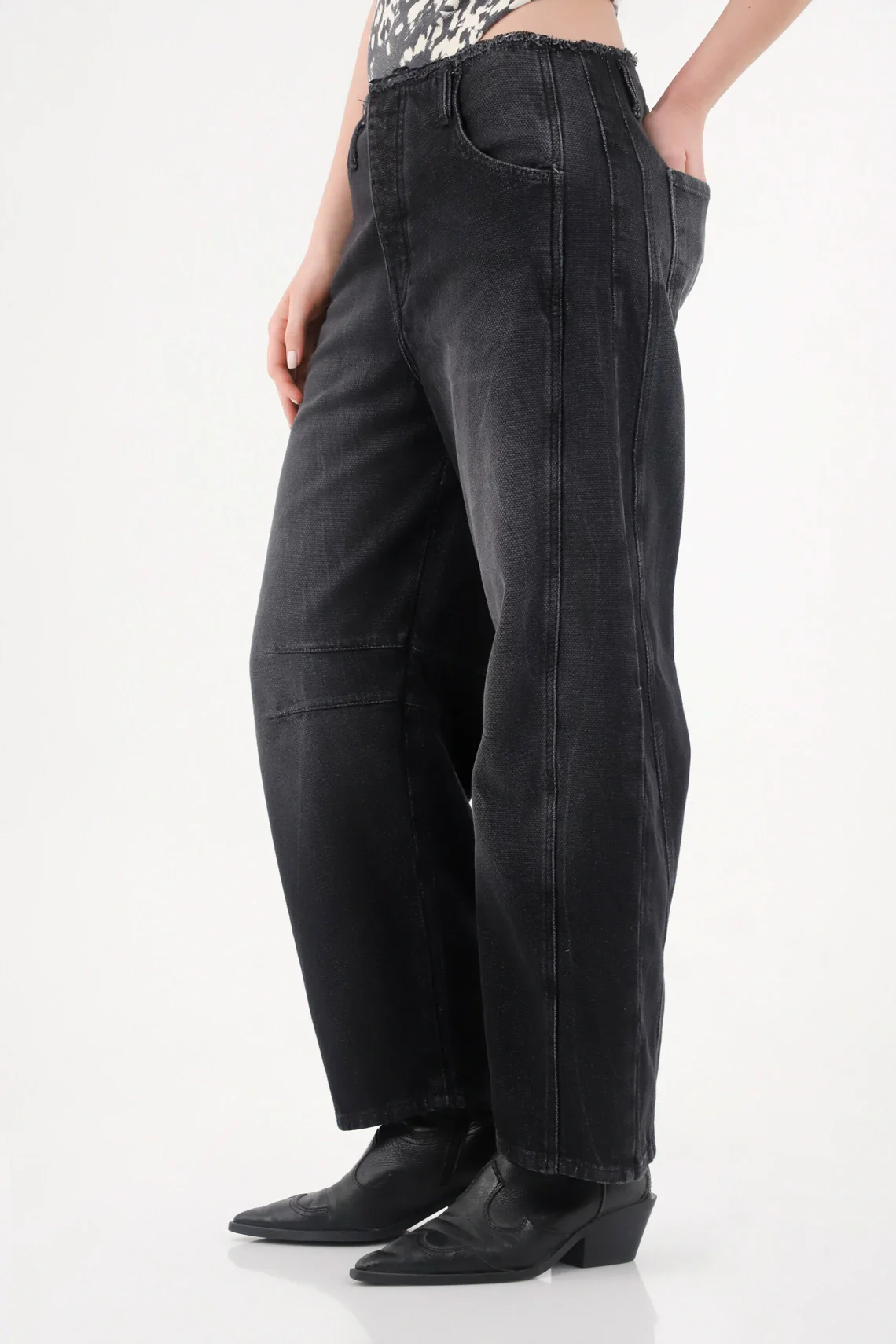 Horseshoe Jeans for Women in Washed Black Cotton Relaxed Fit with Curved Leg - Image 3