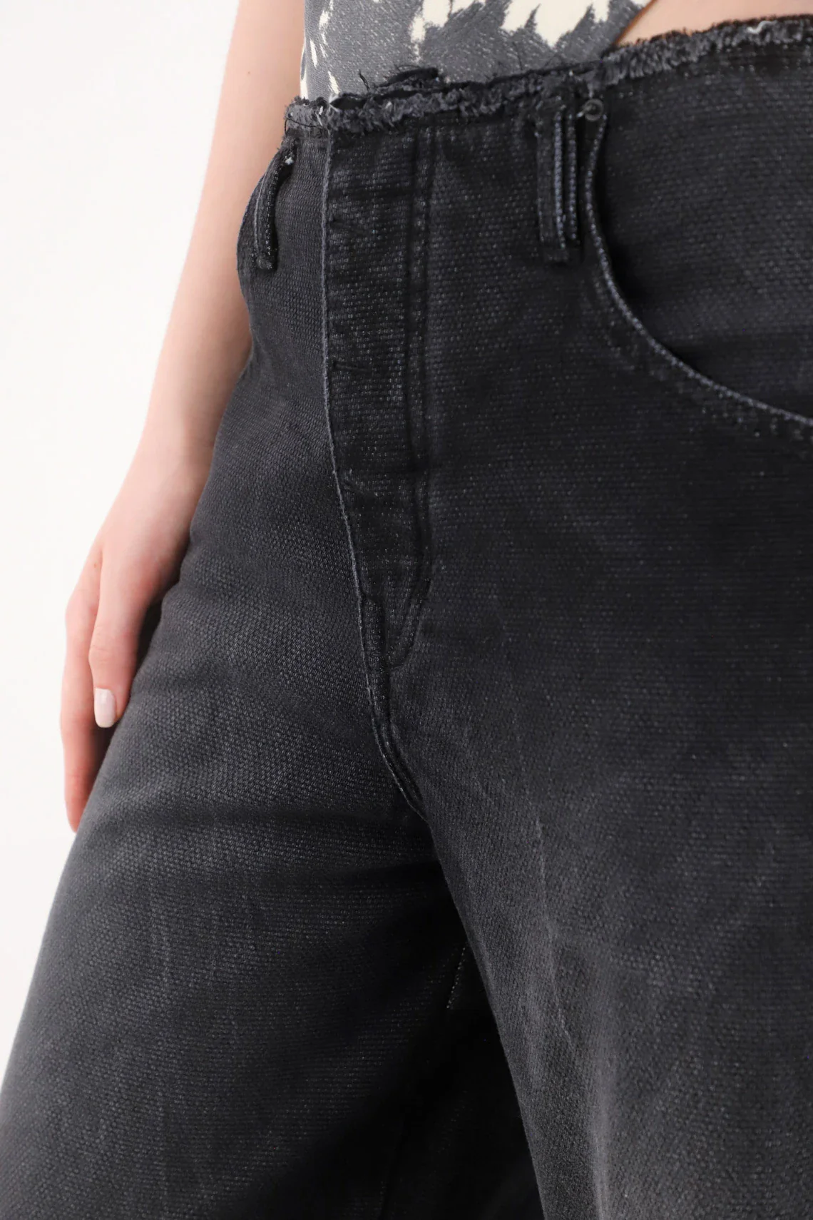 Horseshoe Jeans for Women in Washed Black Cotton Relaxed Fit with Curved Leg - Image 4