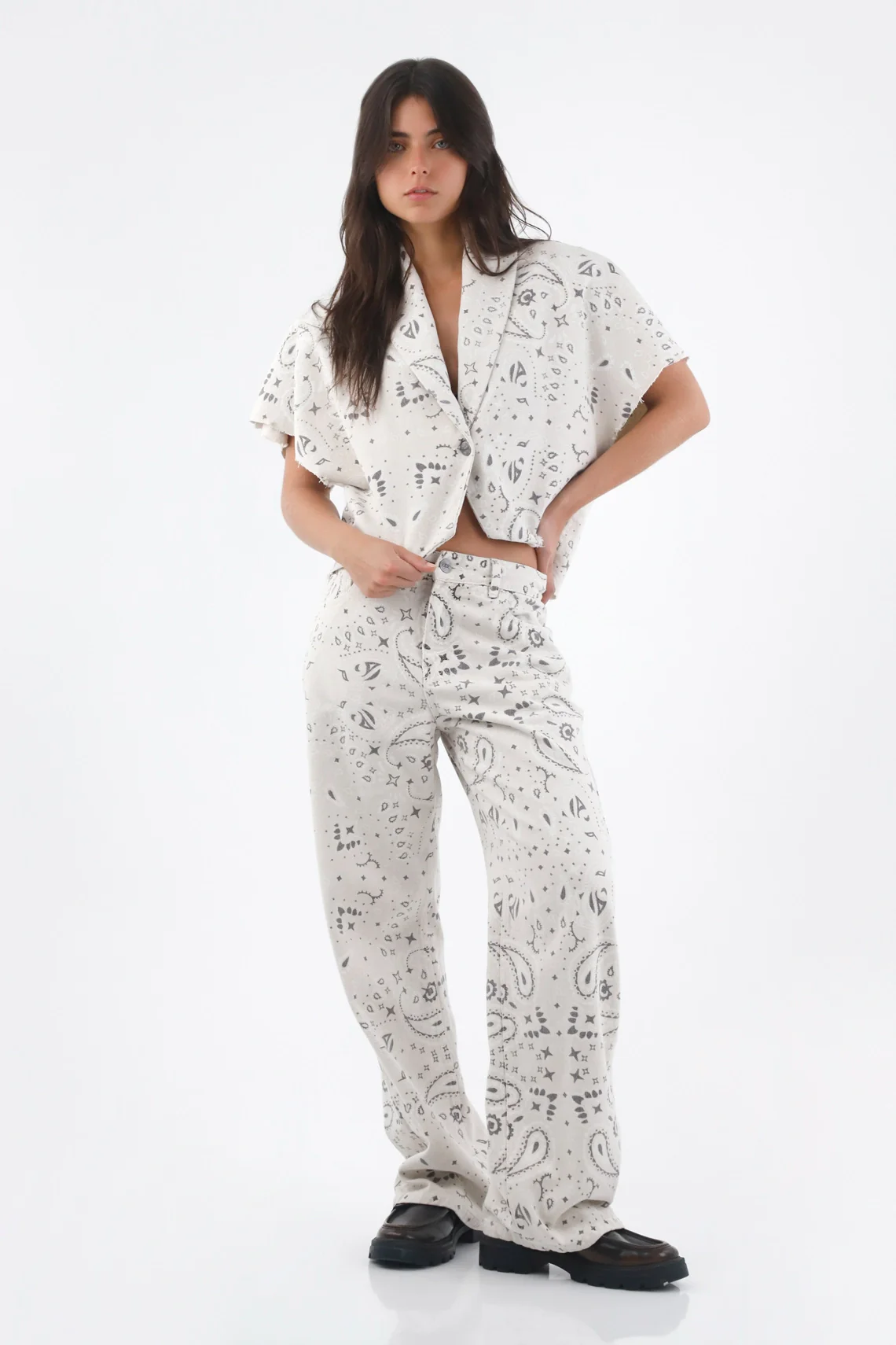Women’s Wide Leg Crudo Cotton Pants with Bandana Print - Image 3